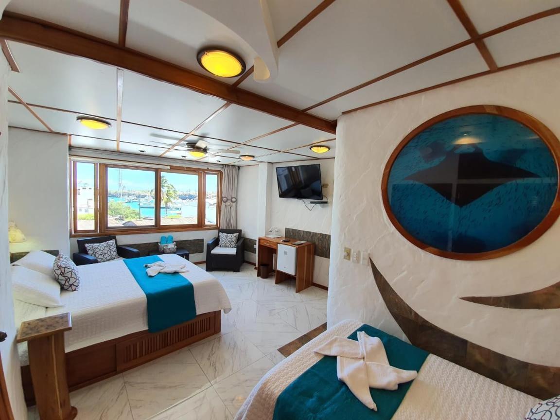 Casa Ocean Pier Bed & Breakfast ปูแอร์โตอาโยรา ภายนอก รูปภาพ