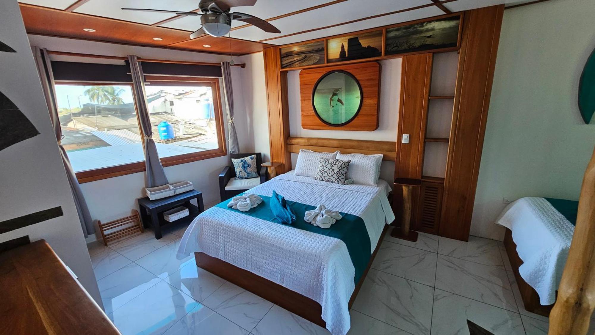 Casa Ocean Pier Bed & Breakfast ปูแอร์โตอาโยรา ภายนอก รูปภาพ